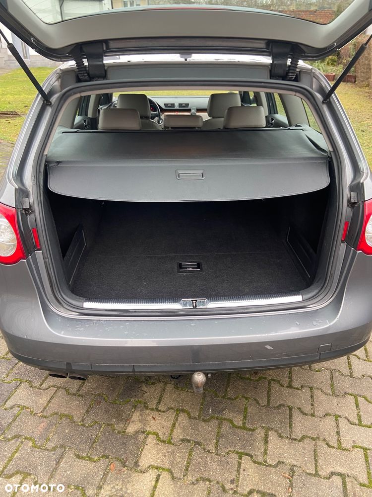 Volkswagen Passat 2.0 TDI DPF DSG Highline - 6