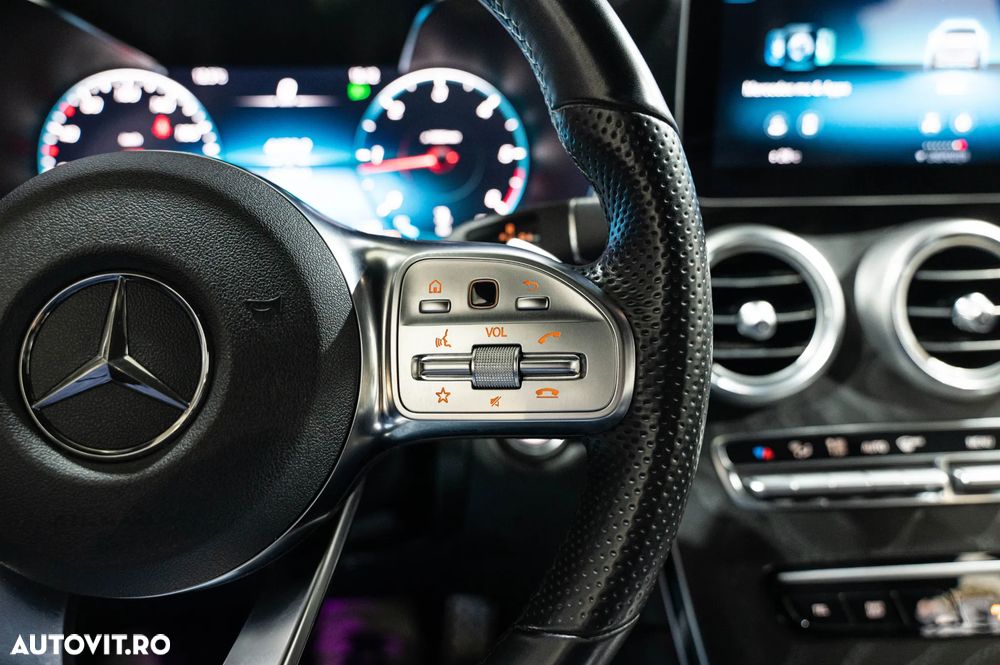 Mercedes-Benz GLC 220 d 4Matic 9G-TRONIC AMG Line - 23