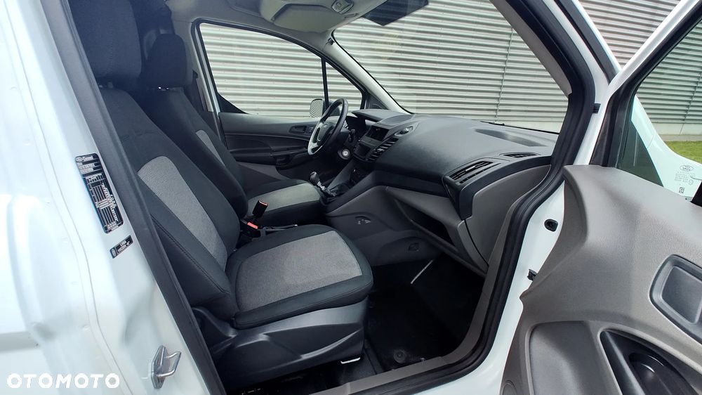 Ford Transit Connect - 9