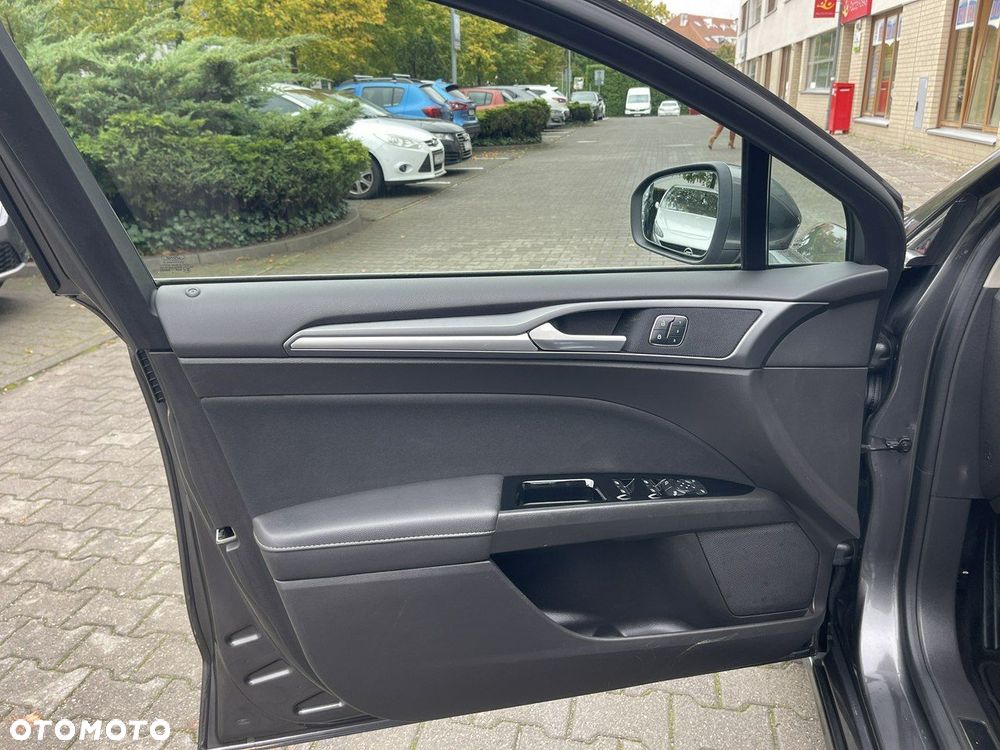 Ford Mondeo - 20