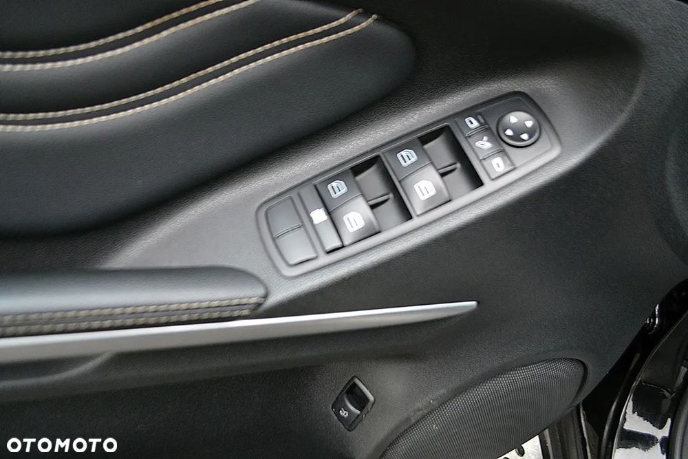 Mercedes-Benz ML - 18