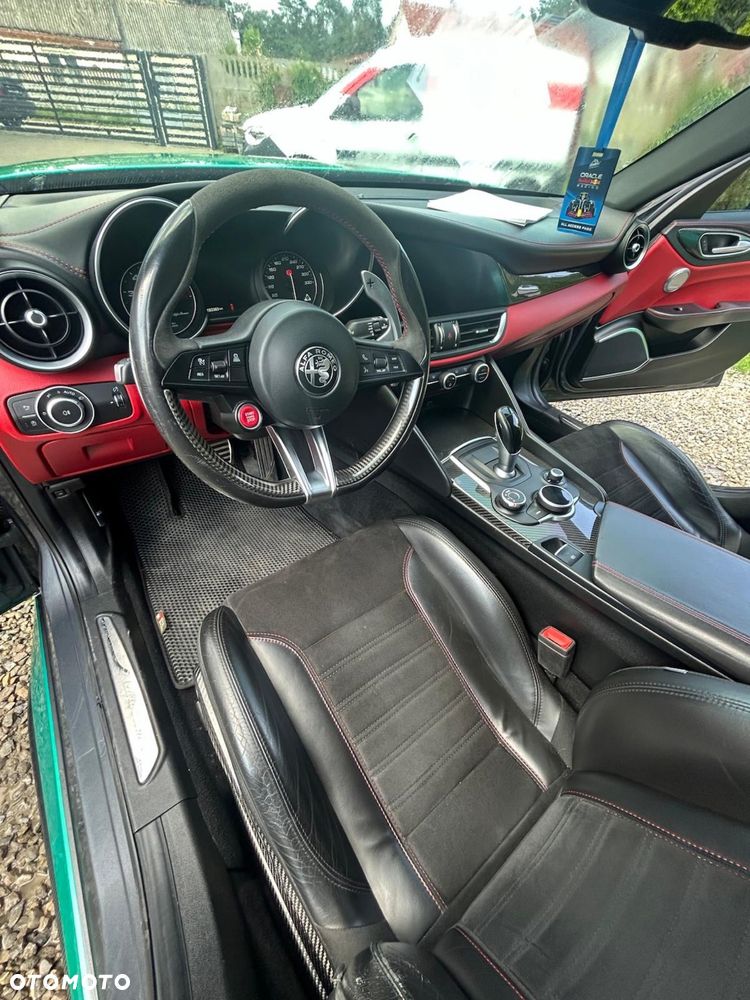 Alfa Romeo Giulia - 7