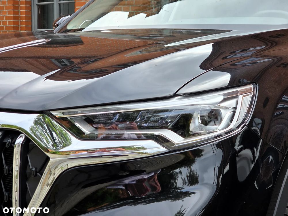 Hongqi HS5 - 10