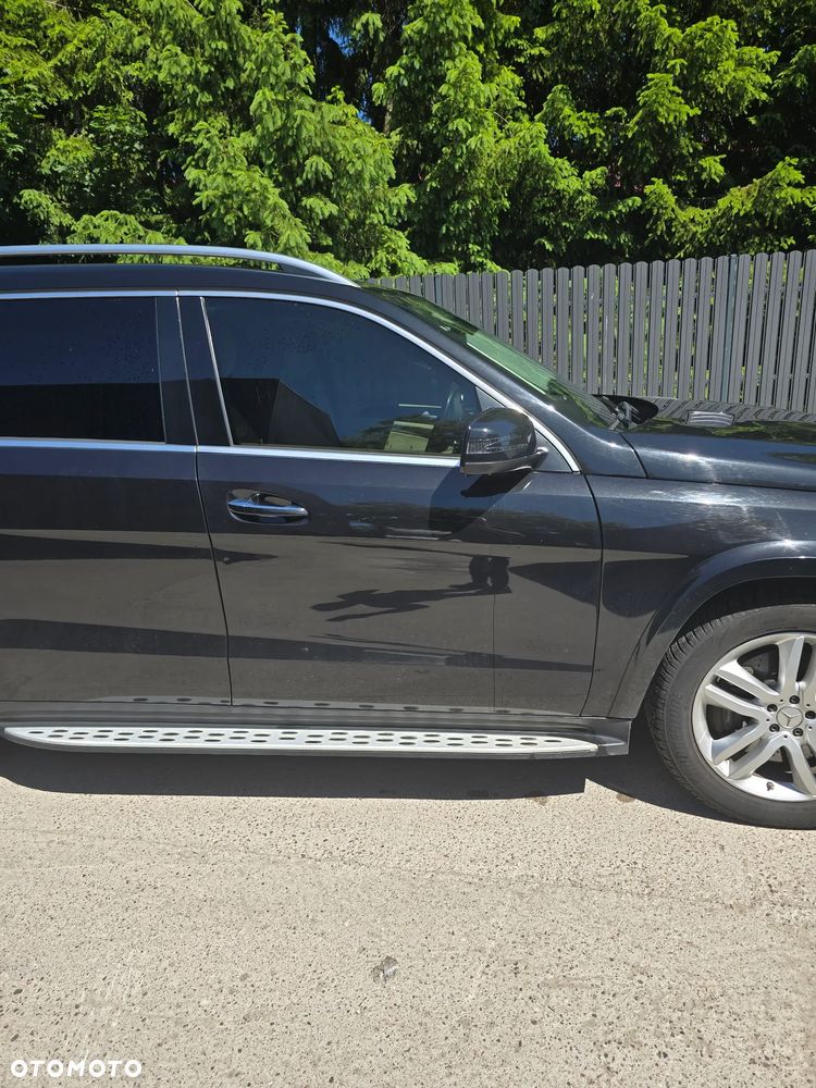 Mercedes-Benz GLS 350 d 4-Matic - 3