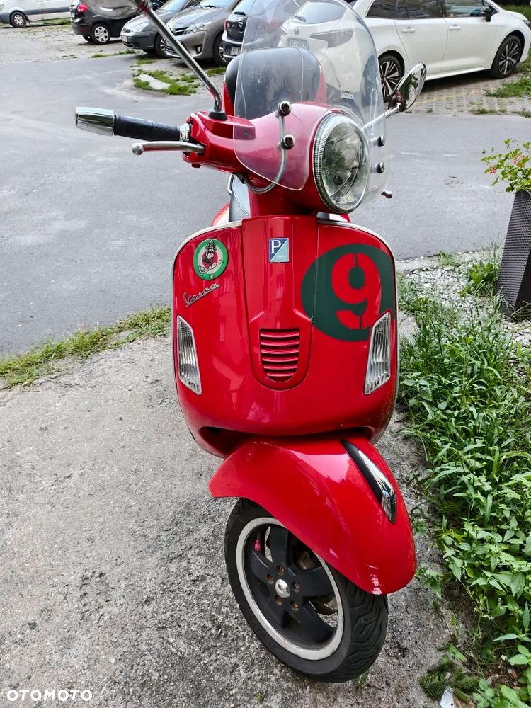 Vespa GTS - 3