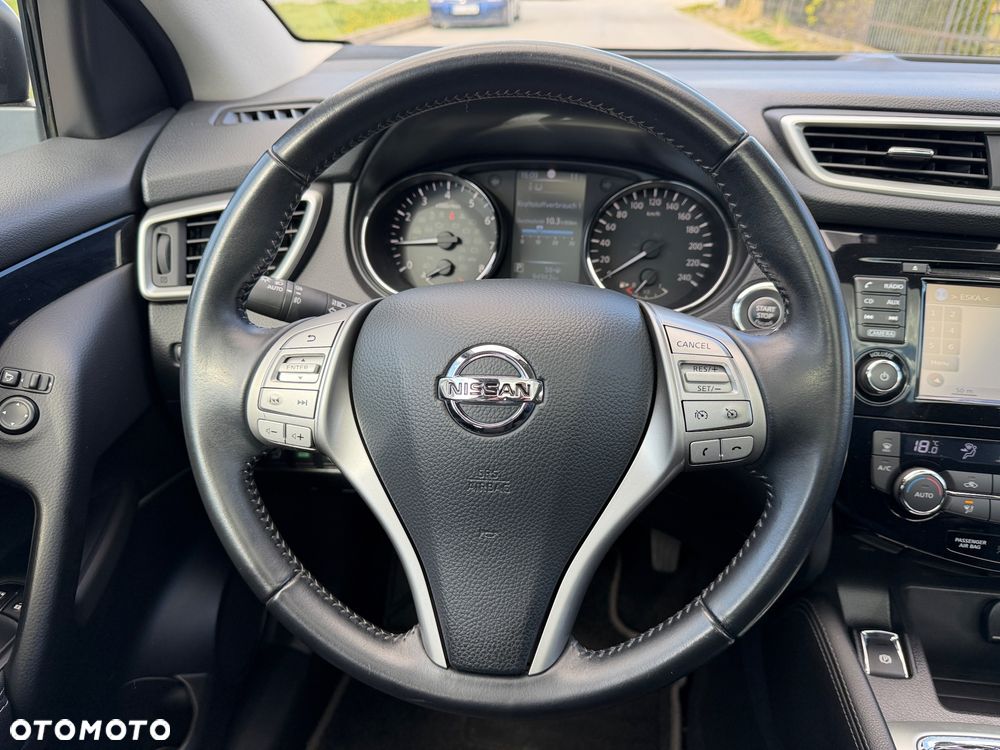 Nissan Qashqai 1.2 DIG-T Xtronic N-Connecta - 17