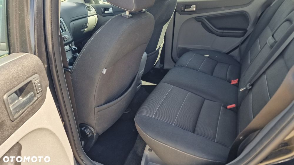 Ford Focus 2.0 Titanium - 13