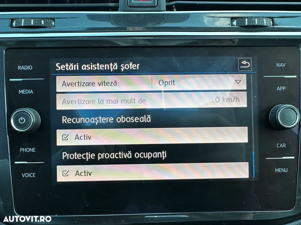 Volkswagen Tiguan 2.0 TDI DPF DSG Comfortline - 32