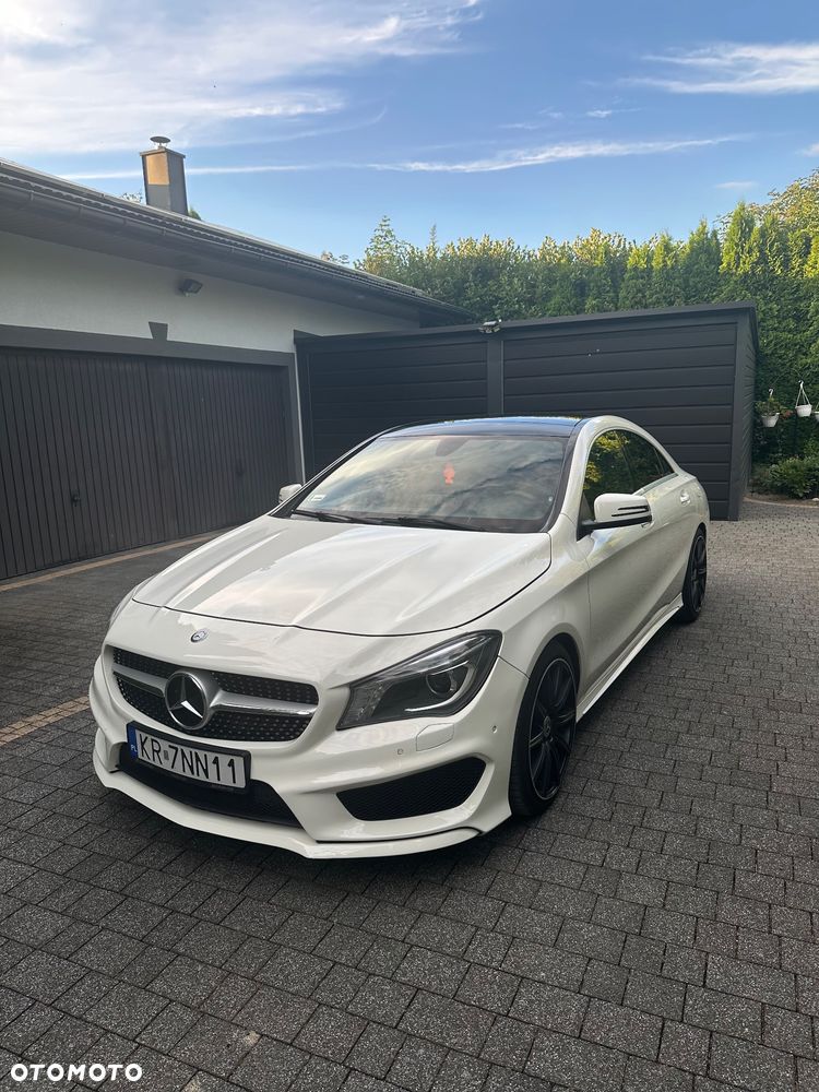 Mercedes-Benz CLA 200 7G-DCT - 1