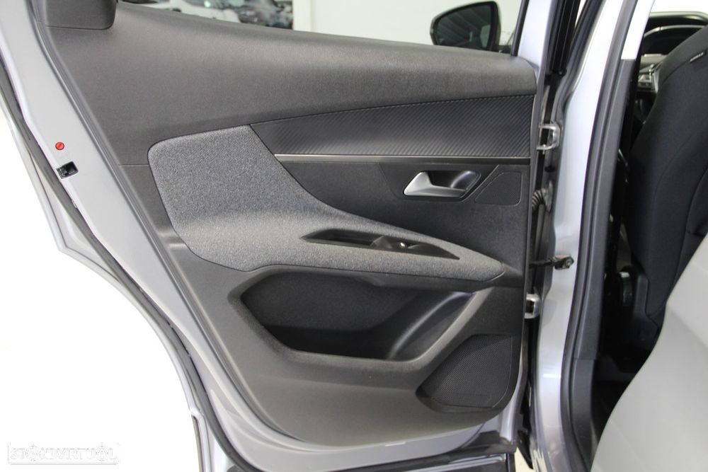 Peugeot 3008 1.5 BlueHDi Active - 25
