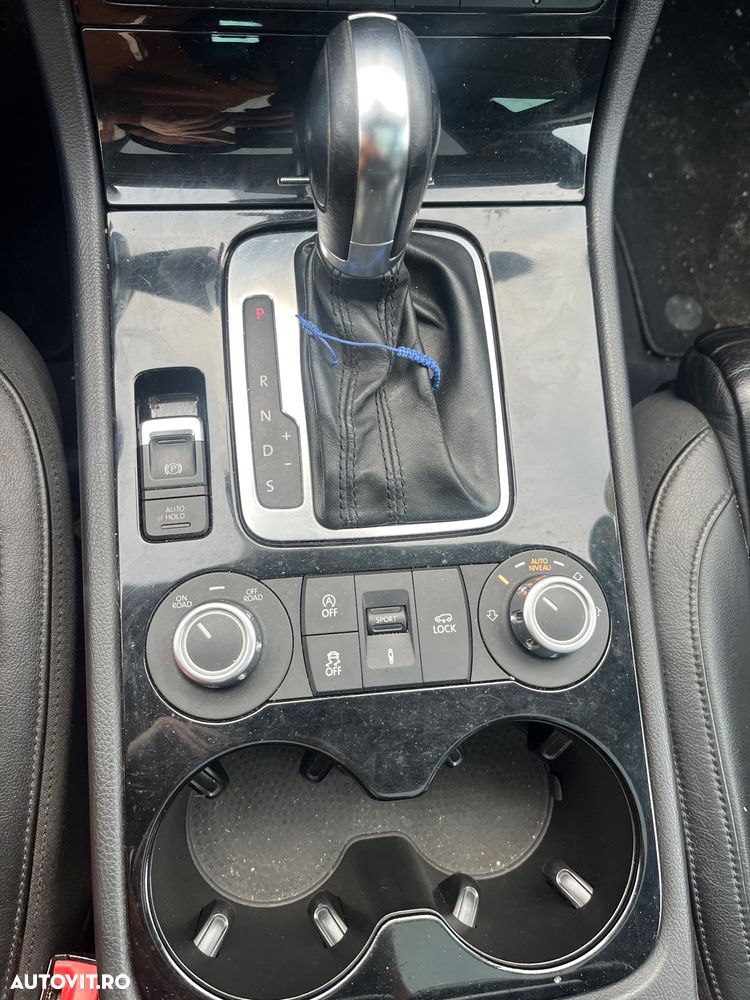 Volkswagen Touareg - 7