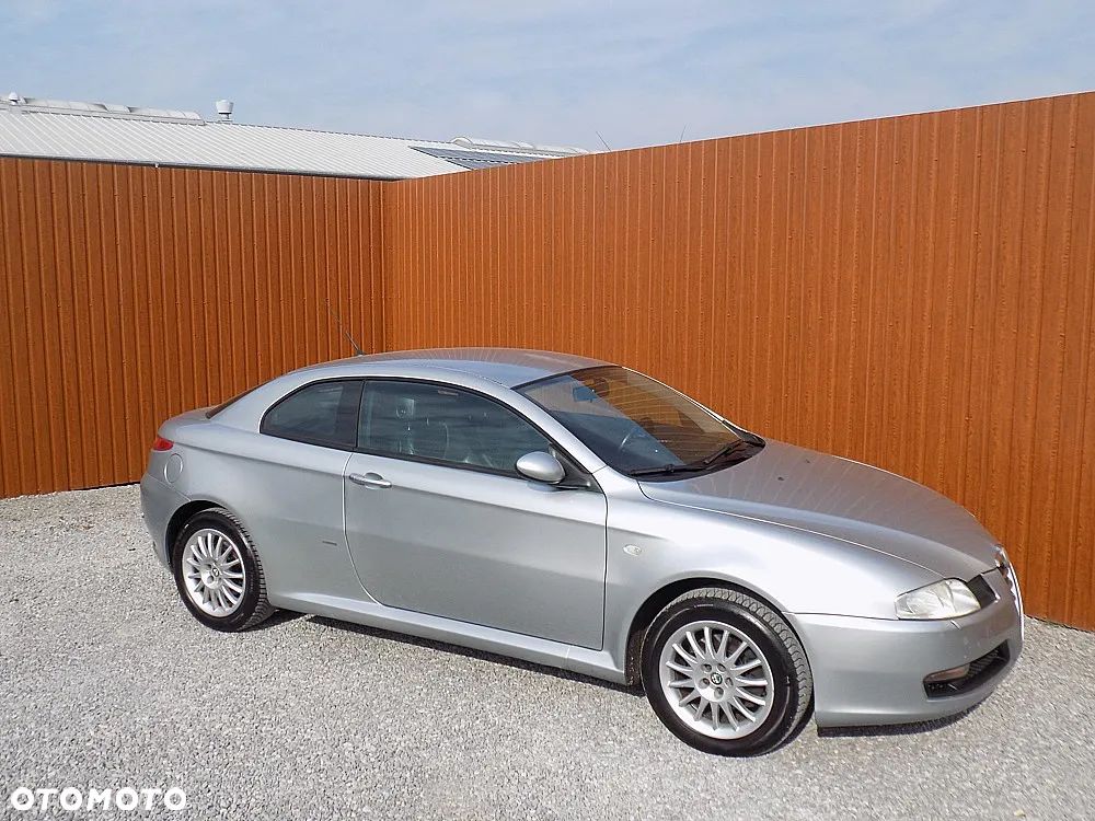 Alfa Romeo GT 1.9 JTD M-Jet Sportiva - 31