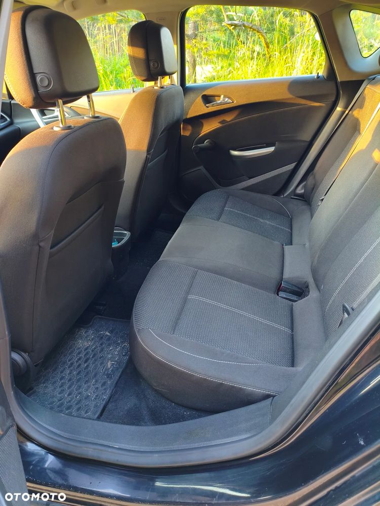 Opel Astra 1.6 T Sport - 13