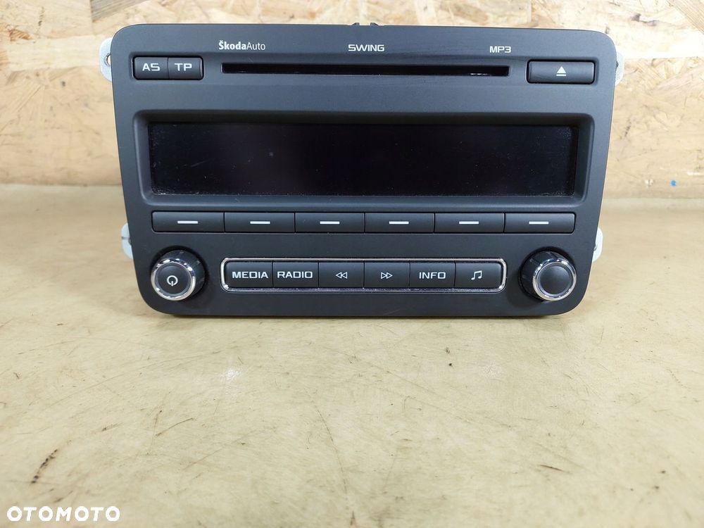 FABIA II RADIO CD 5J0035161D - 2