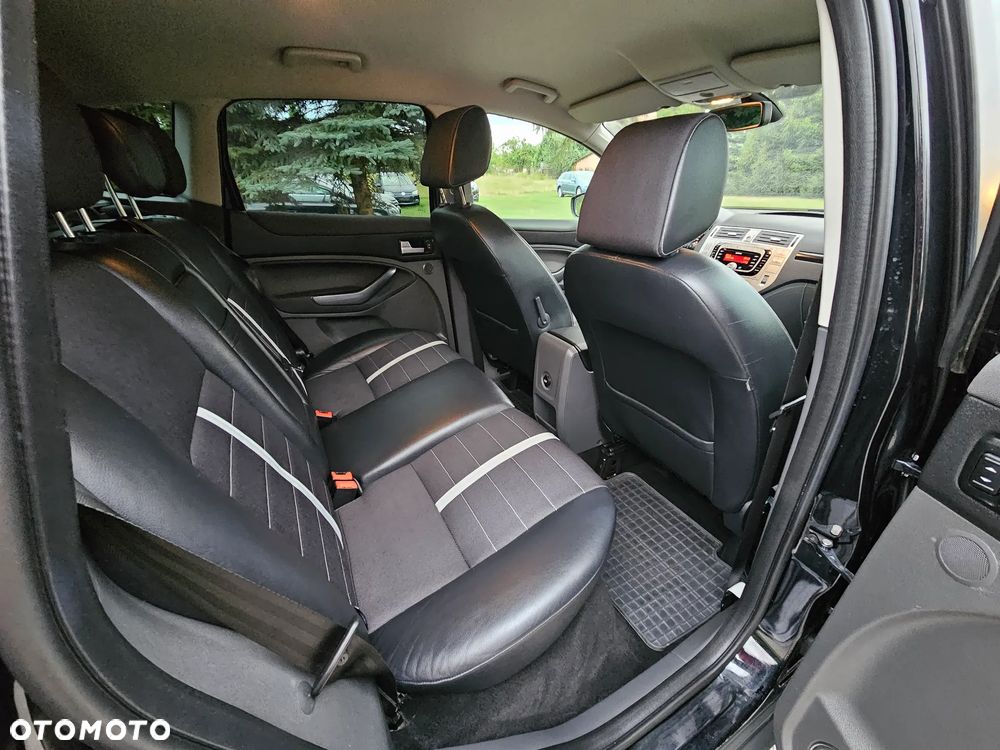 Ford Kuga 2.0 TDCi 4x4 Champions Edition - 14