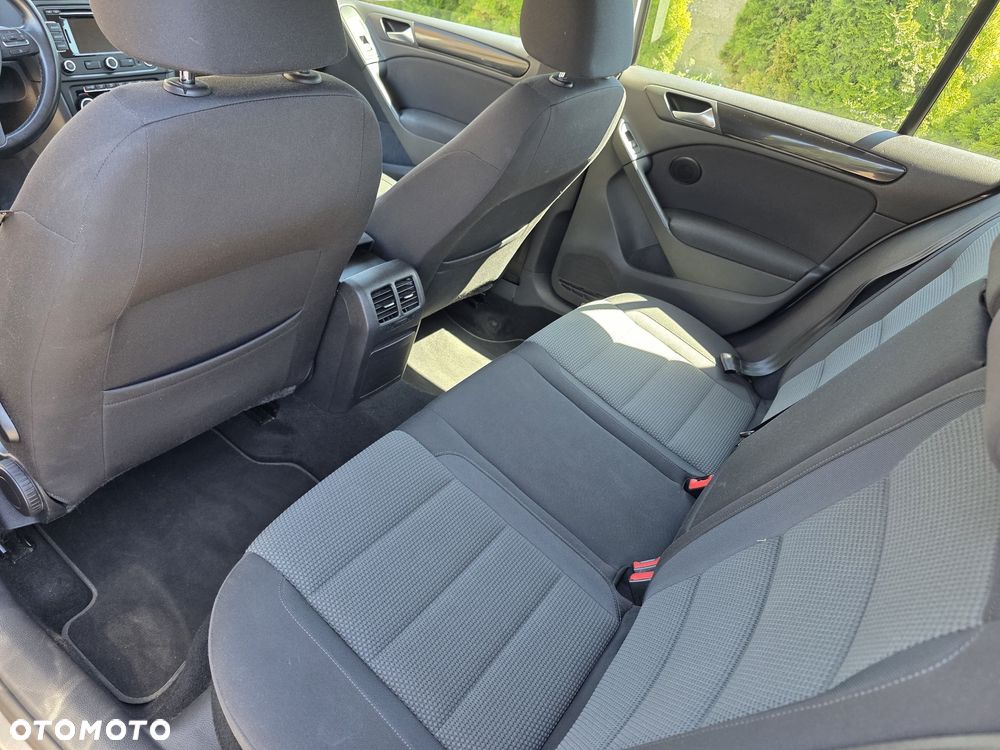 Volkswagen Golf 1.6 TDI BlueMot Comfortline DSG - 17