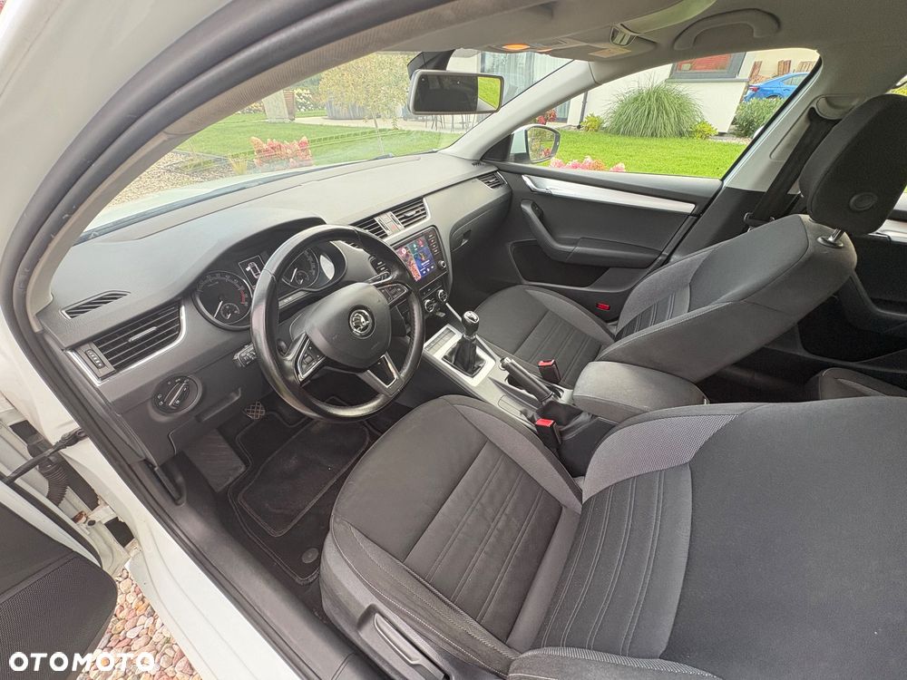 Skoda Octavia 1.6 TDI Ambition - 7