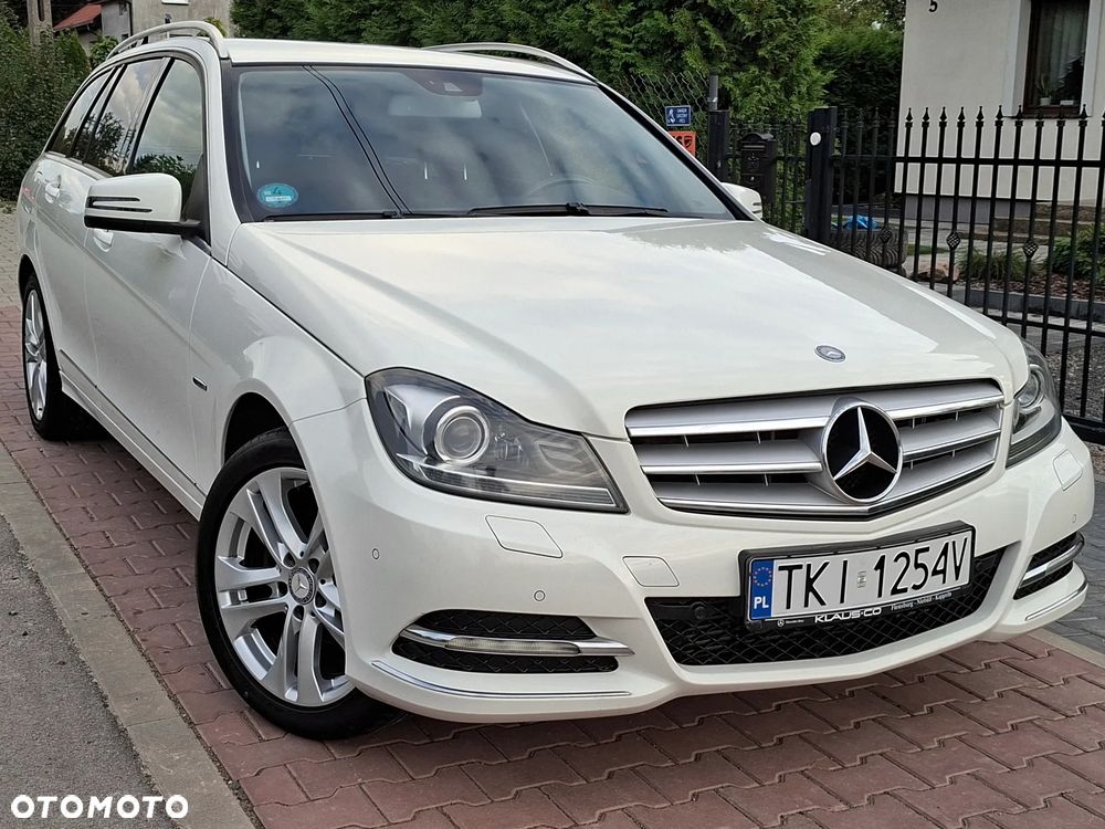 Mercedes-Benz Klasa C 180 BlueEFFICIENCY 7G-TRONIC Avantgarde - 16