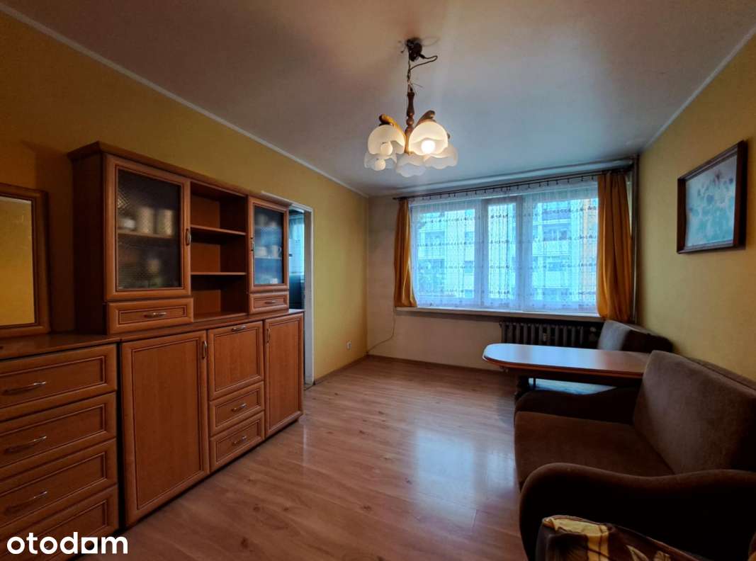2 pokoje ok.42m2, II piętro- Dzierżoniów