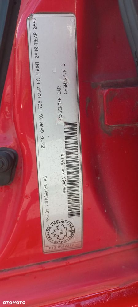 Volkswagen Passat 1.9 TD CL - 32