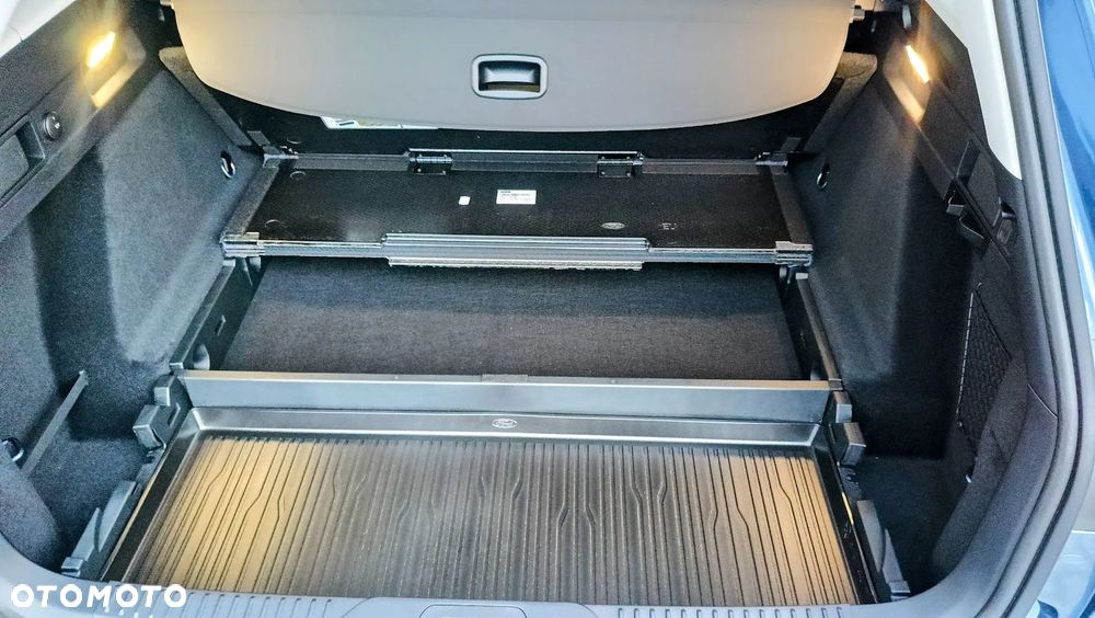 Ford Focus 1.0 EcoBoost mHEV Active X - 32