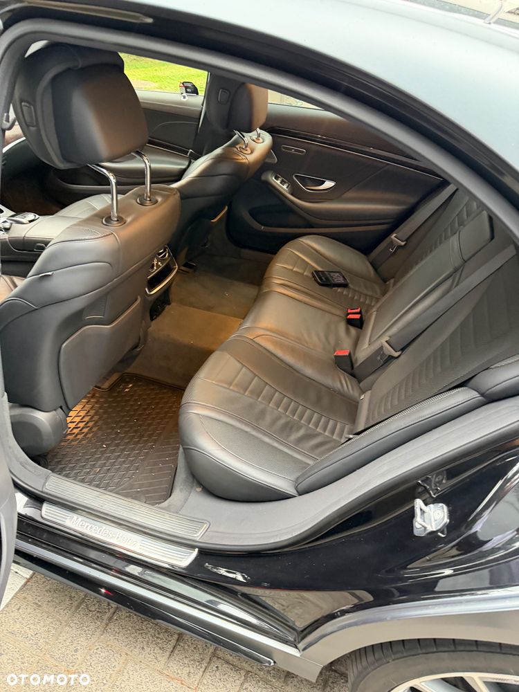 Mercedes-Benz Klasa S 560 4-Matic L 9G-TRONIC - 26