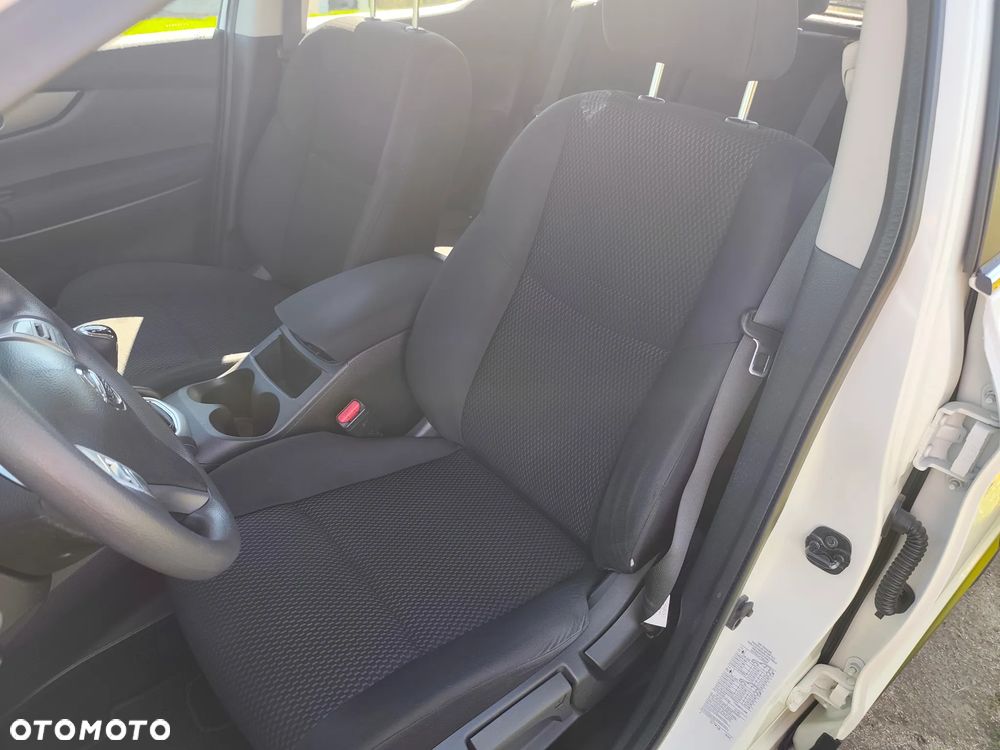 Nissan Qashqai 1.2 DIG-T Acenta - 16