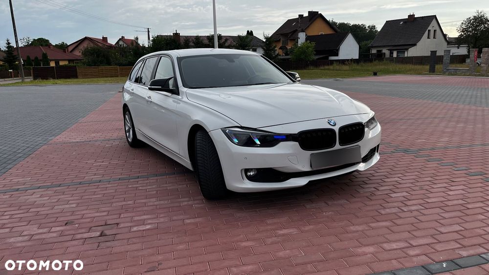 BMW Seria 3 325d - 29