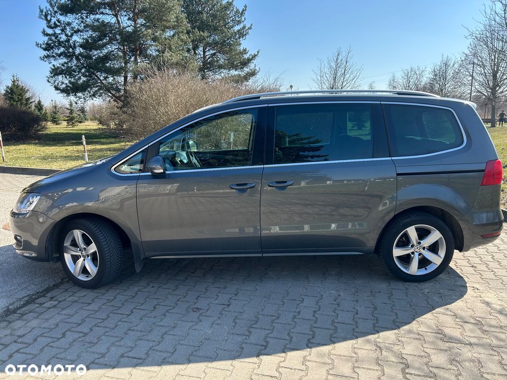 Volkswagen Sharan 2.0 TDI 4MOTION Blue Motion Life - 4