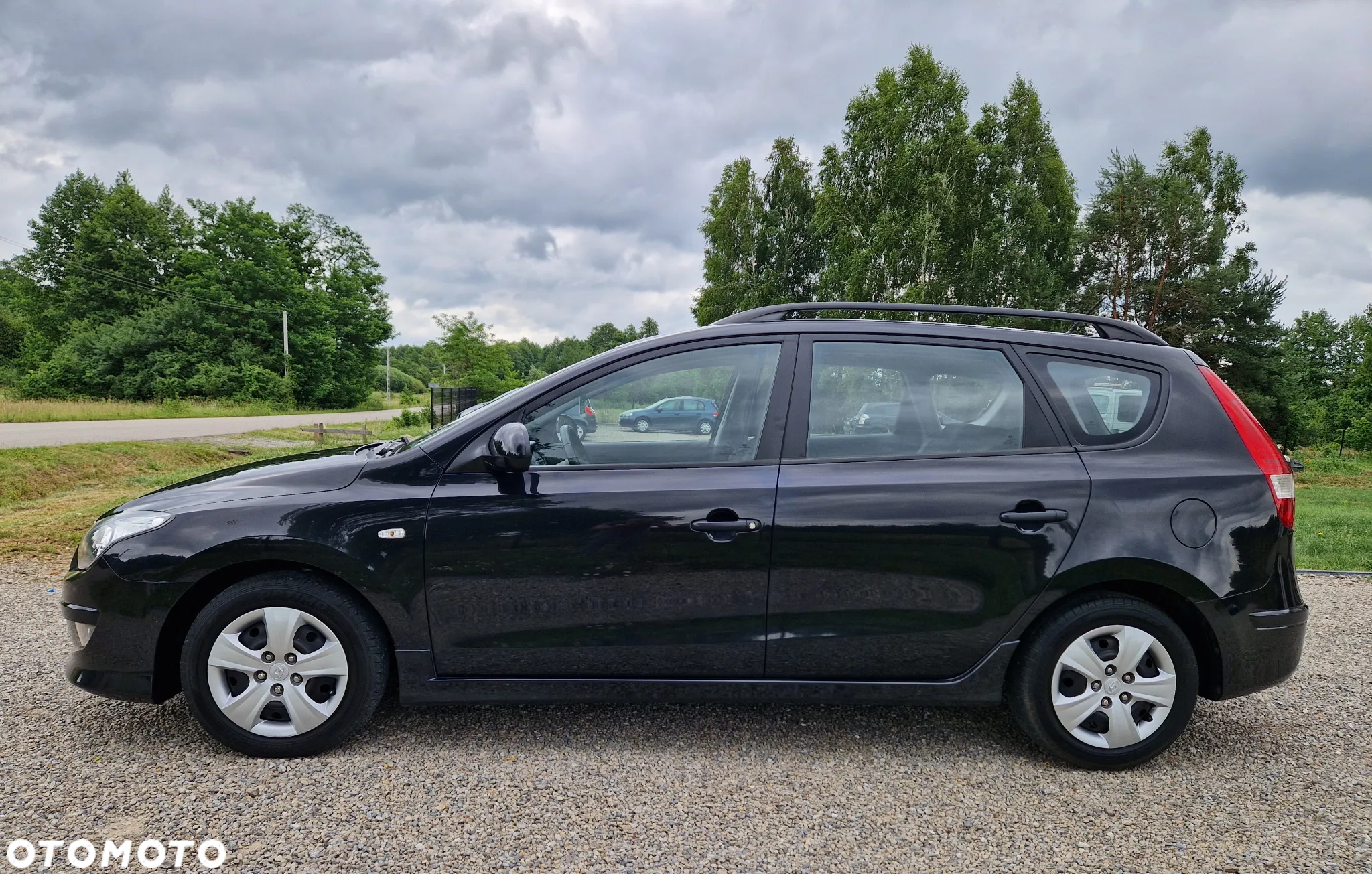 Hyundai i30 1.4 Base + - 4