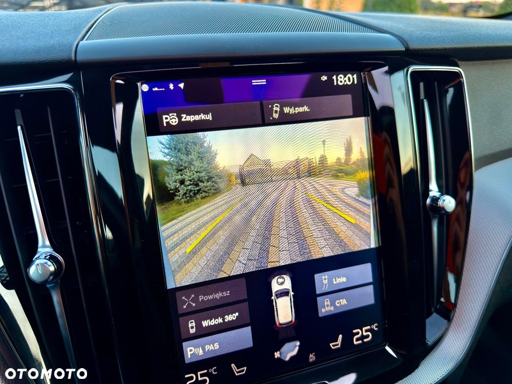 Volvo XC 60 - 22