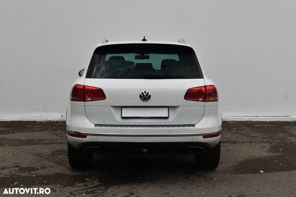 Volkswagen Touareg 3.0 V6 TDI BMT - 8
