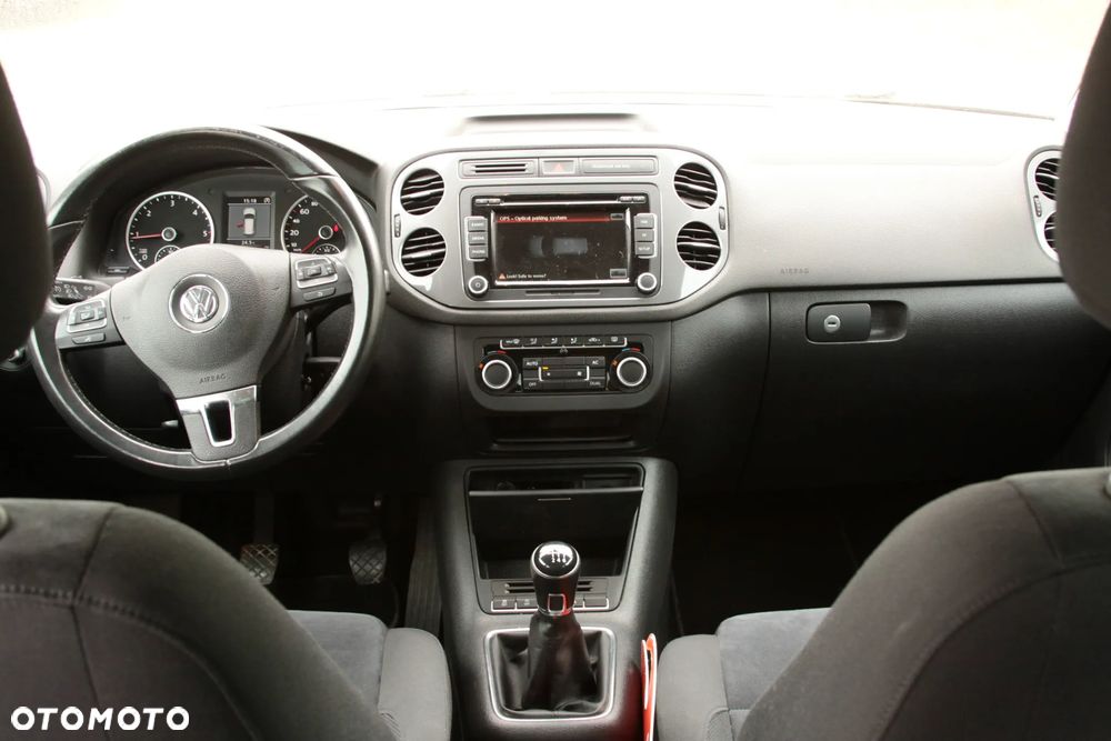 Volkswagen Tiguan 2.0 TDI DPF BlueMotion Technology Cup Sport & Style - 12