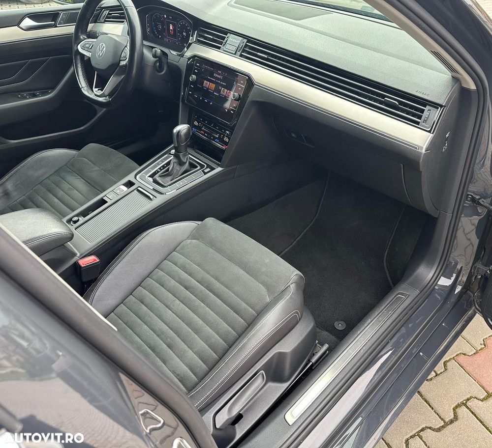 Volkswagen Passat 2.0 TDI DSG Highline - 9