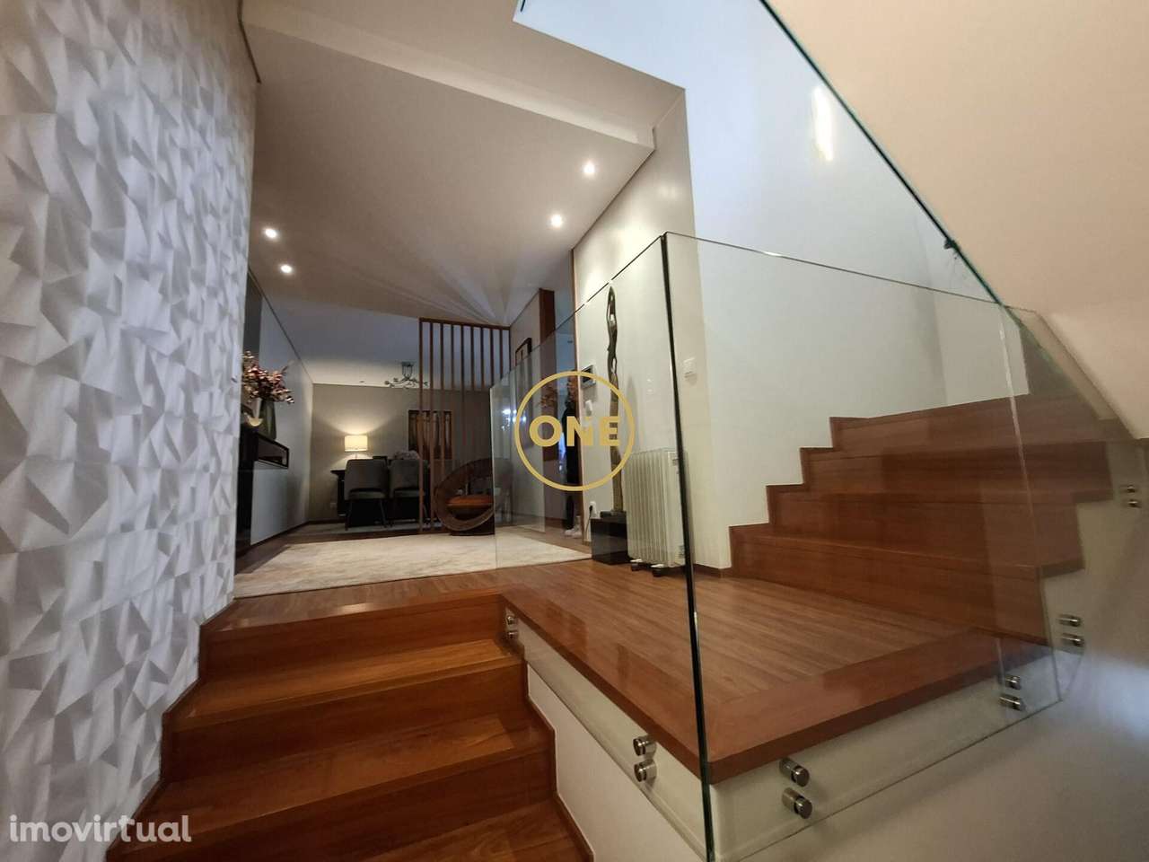 Moradia T3 em Folgosa – Conforto, tranquilidade e ligação rápida ao Po - Grande imagem: 4/25