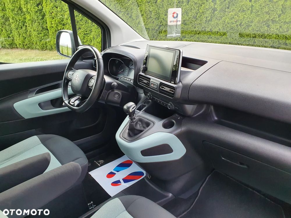 Citroën Berlingo XL PureTech 110 LIVE PACK - 16