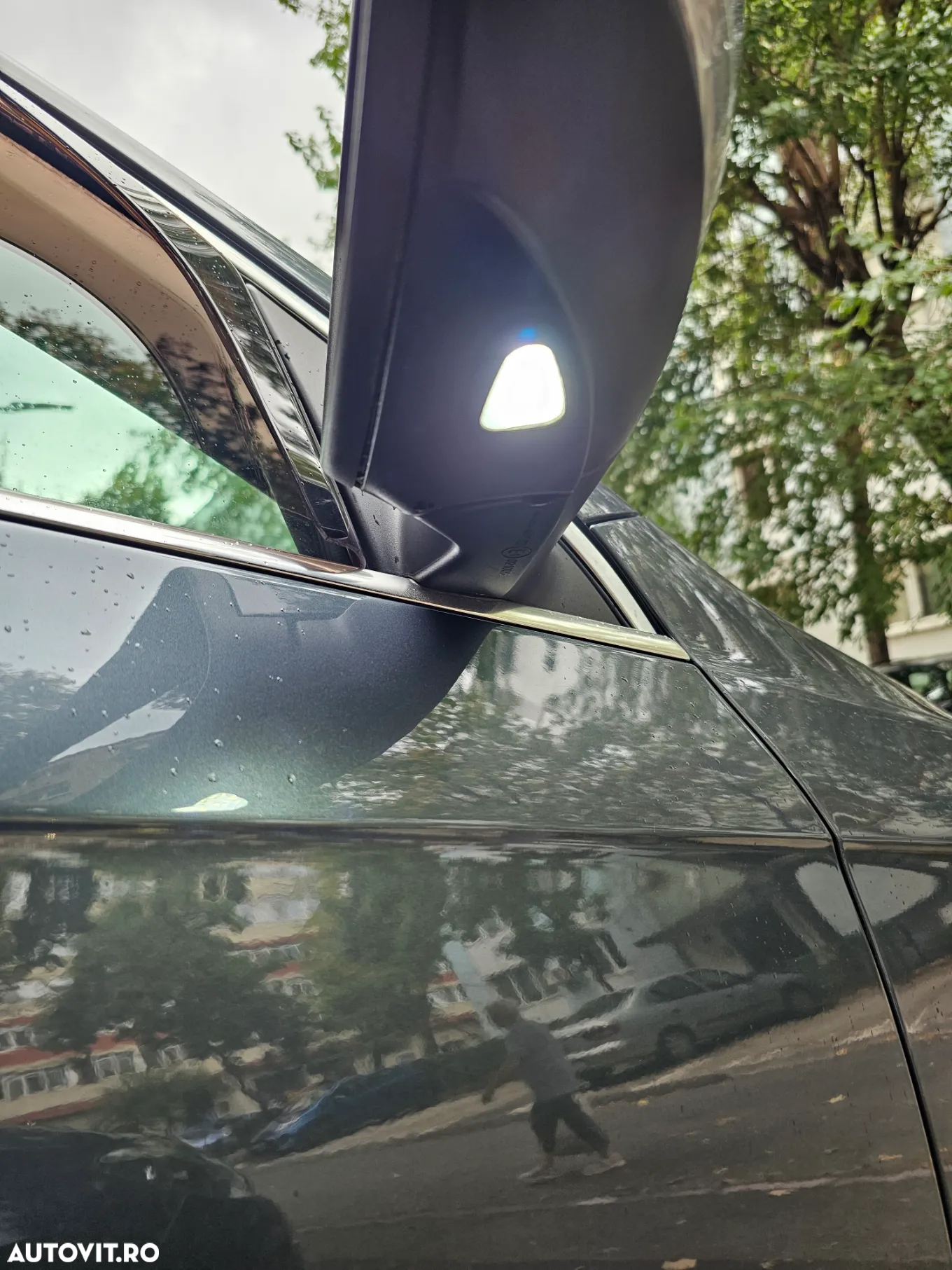 Volkswagen Passat - 4