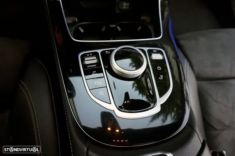 Mercedes-Benz E 220 d AMG designo - 25