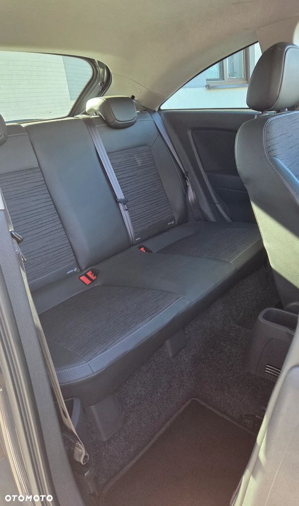 Opel Corsa 1.4 16V Energy - 15