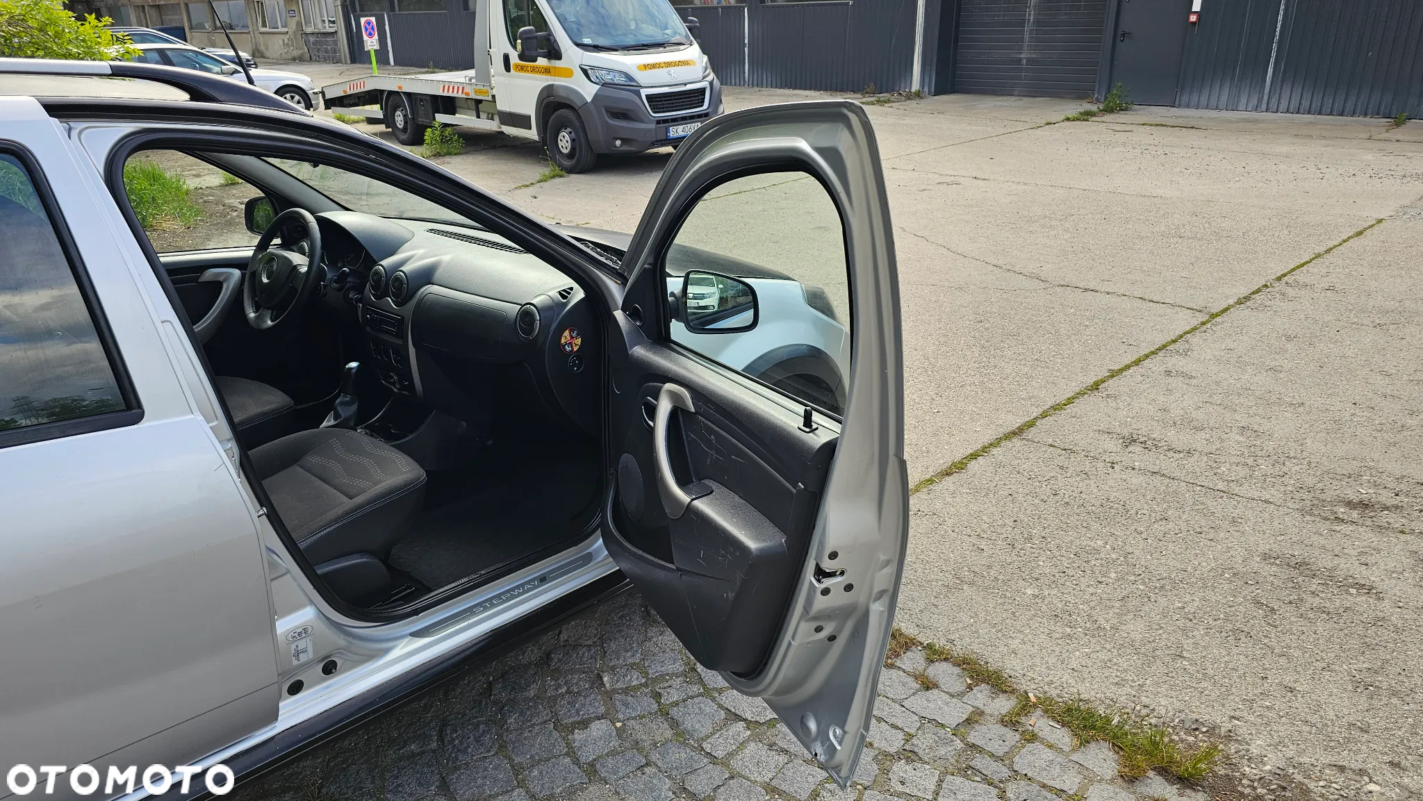 Dacia Sandero 1.6 Laureate - 11