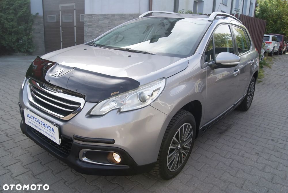 Peugeot 2008 1.2 Pure Tech Style - 2