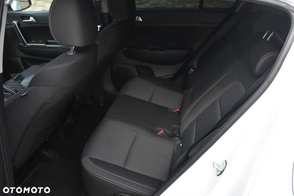 Kia Sportage 1.6 T-GDI 2WD Vision - 21