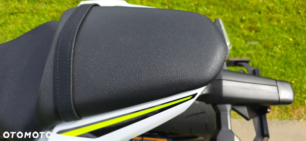 Kawasaki Z 650 - 23