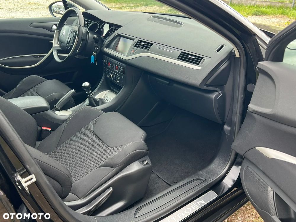 Citroën C5 2.0 HDi Dynamique Equilibre Navi - 15