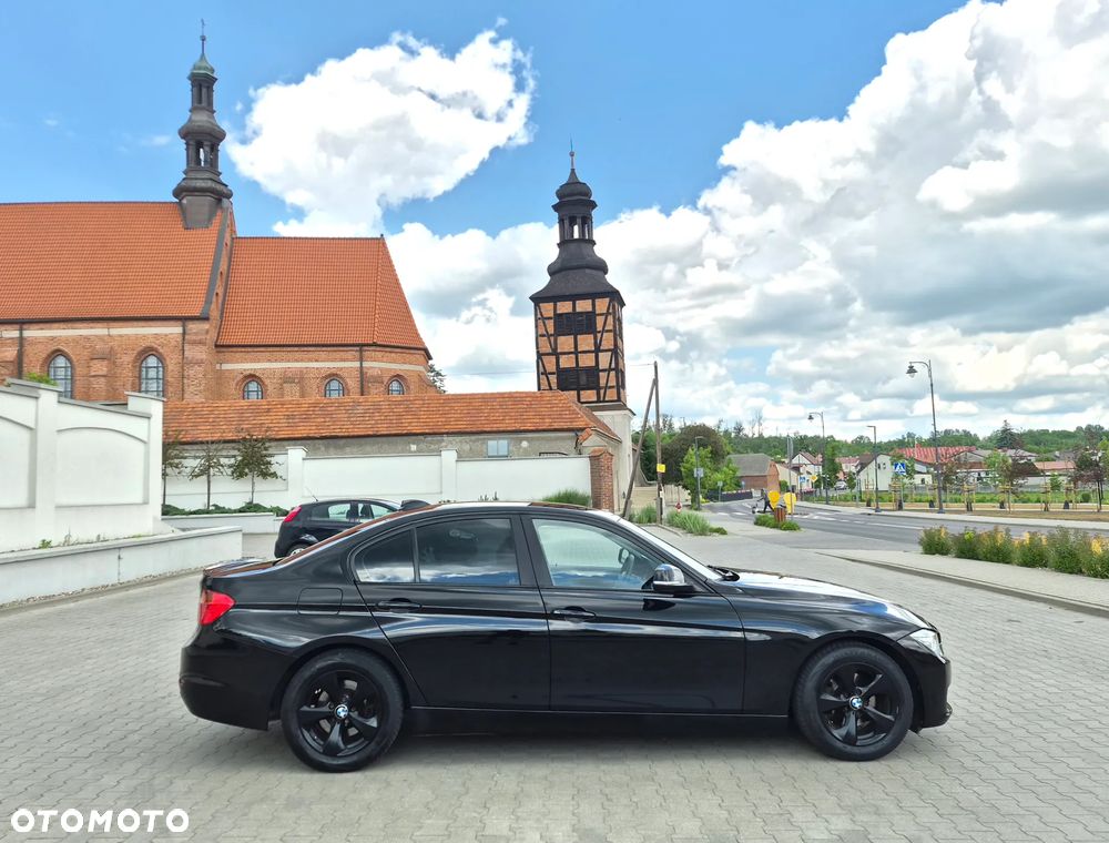 BMW Seria 3 320d Efficient Dynamics Edition Blue Perf Luxury Line - 6