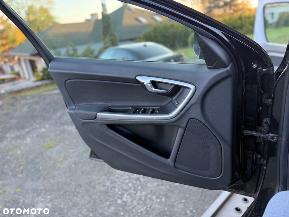 Volvo V60 D4 Edition Pro - 21