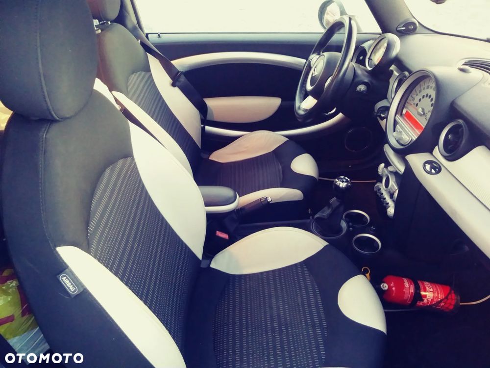 MINI Cooper S 50 Camden - 31