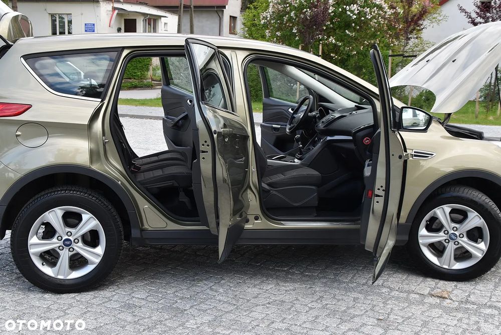Ford Kuga - 8