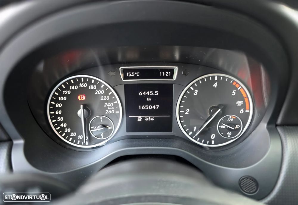 Mercedes-Benz A 180 CDI (BlueEFFICIENCY) Urban - 9