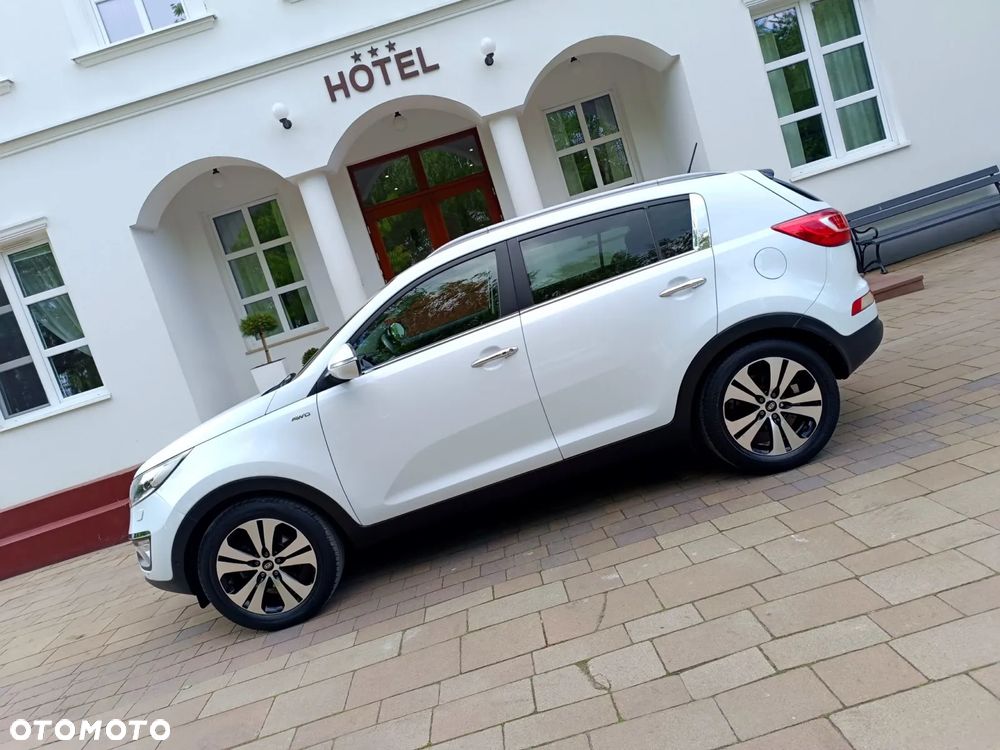 Kia Sportage 2.0 CRDI 4WD Automatik Dream-Team Edition - 19
